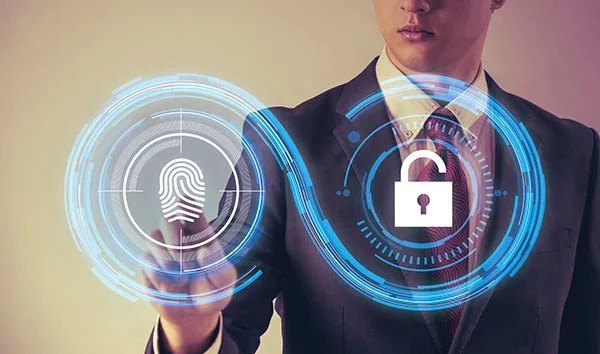 セキュリティも向上する「生体認証機能」