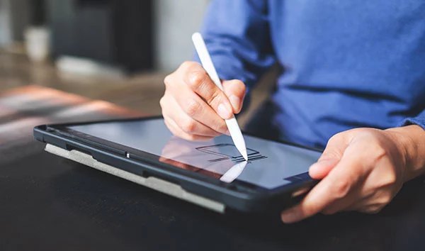 パソコンのスペックの次は?イラスト制作に重要なペンタブレットの選び方