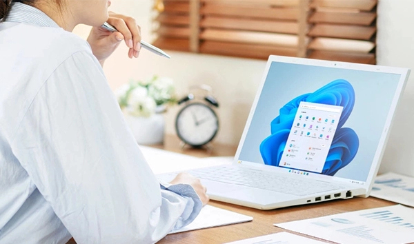 14インチの薄型・軽量ノートパソコン(ノートPC)はどのくらいのサイズ?