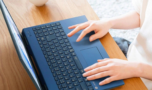 ノートパソコンは何に使う？仕事・趣味など詳しい用途を徹底解説！