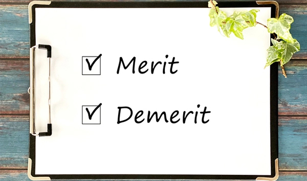 仮想メモリを使用するメリットとデメリットとは
