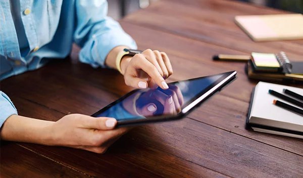 Android™ タブレットを初期化する方法や準備を解説！バックアップの仕方も紹介