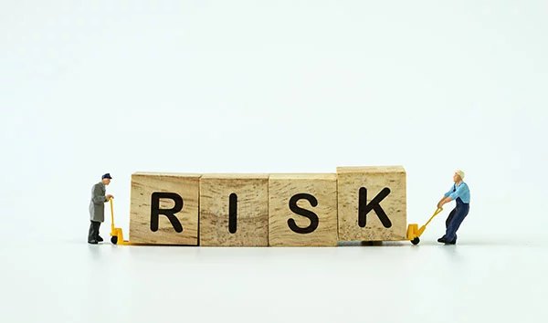 パソコンのセキュリティ対策をせずに被害に遭うリスク