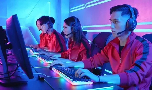 ゲーミングPCでのゲームプレイを快適に！揃えておきたい周辺機器14選