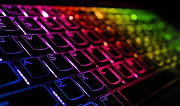 ゲーミングPCが便利になる！おすすめ周辺機器の機能と価格相場